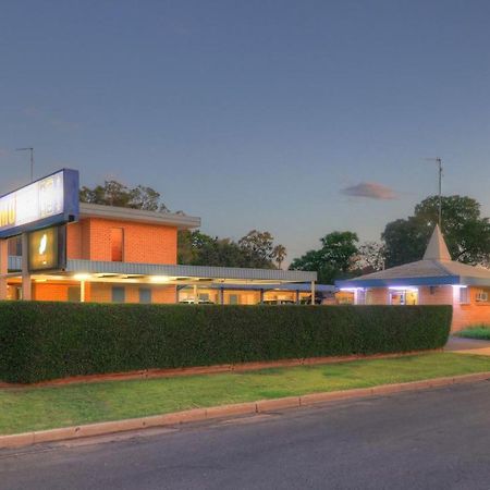 Binalong Motel Гондиуинди Екстериор снимка