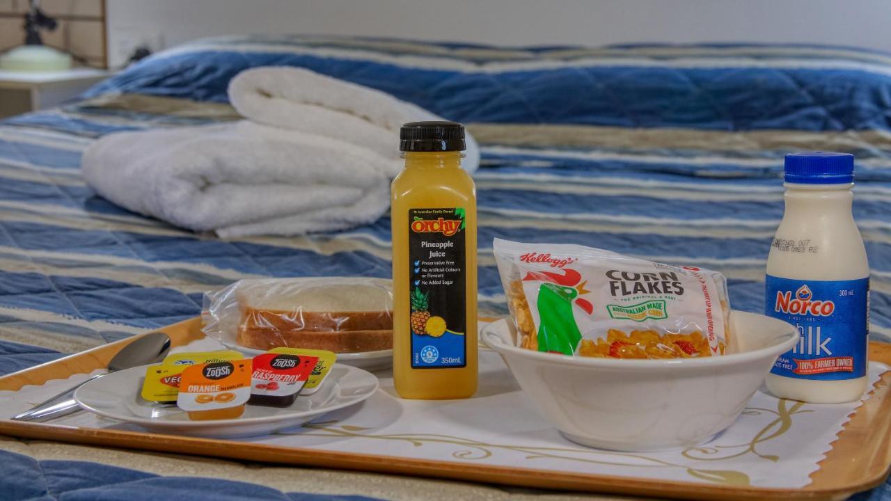 Binalong Motel Гондиуинди Екстериор снимка