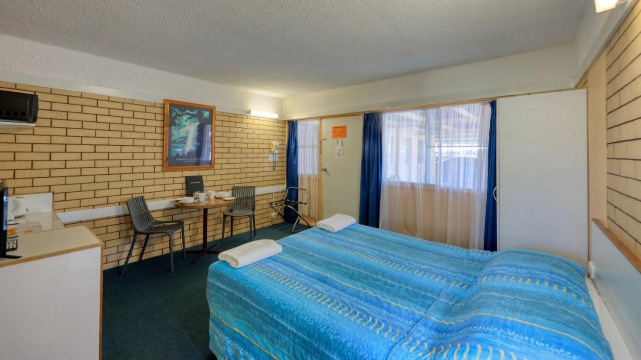 Binalong Motel Гондиуинди Екстериор снимка