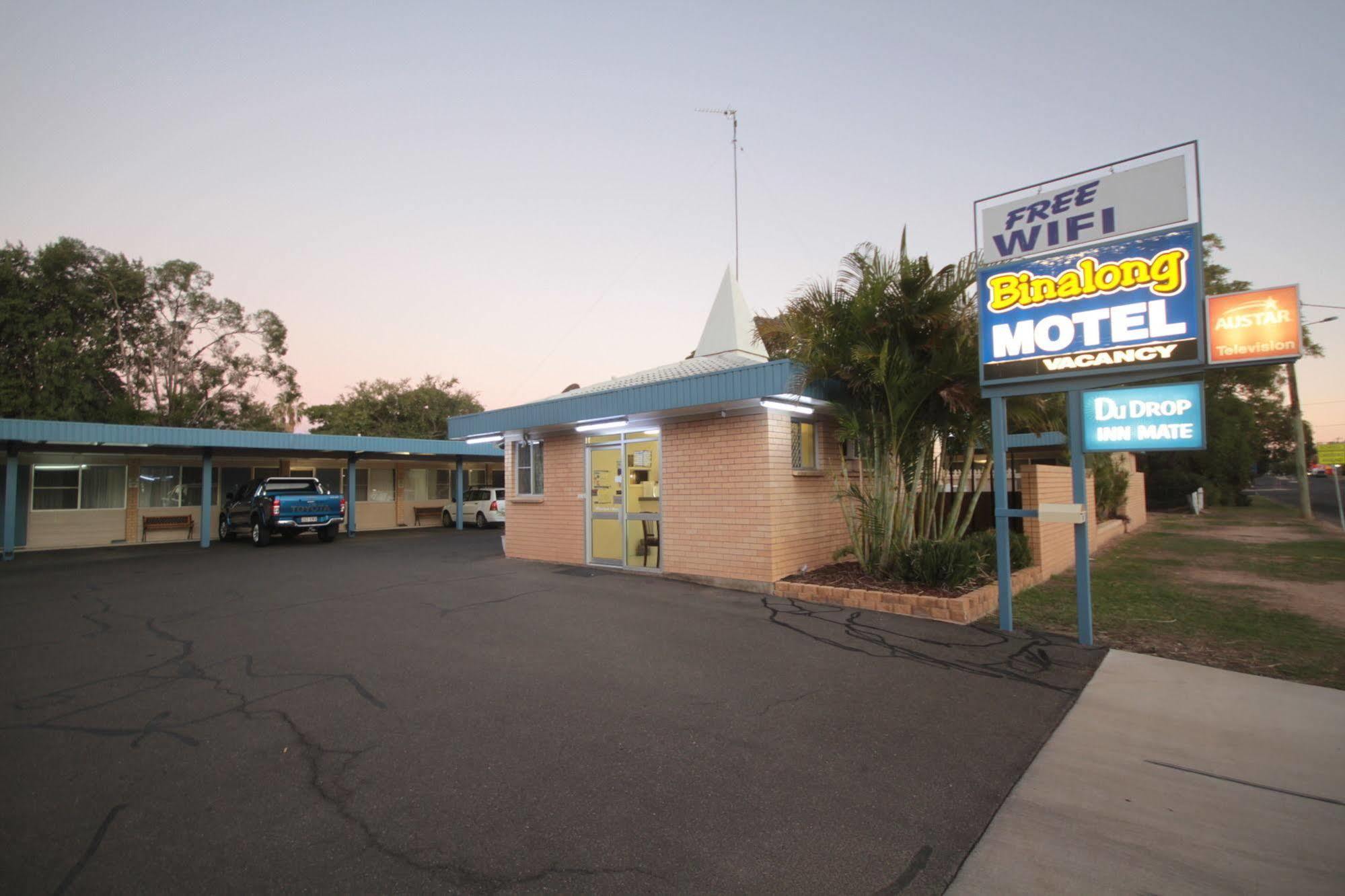 Binalong Motel Гондиуинди Екстериор снимка